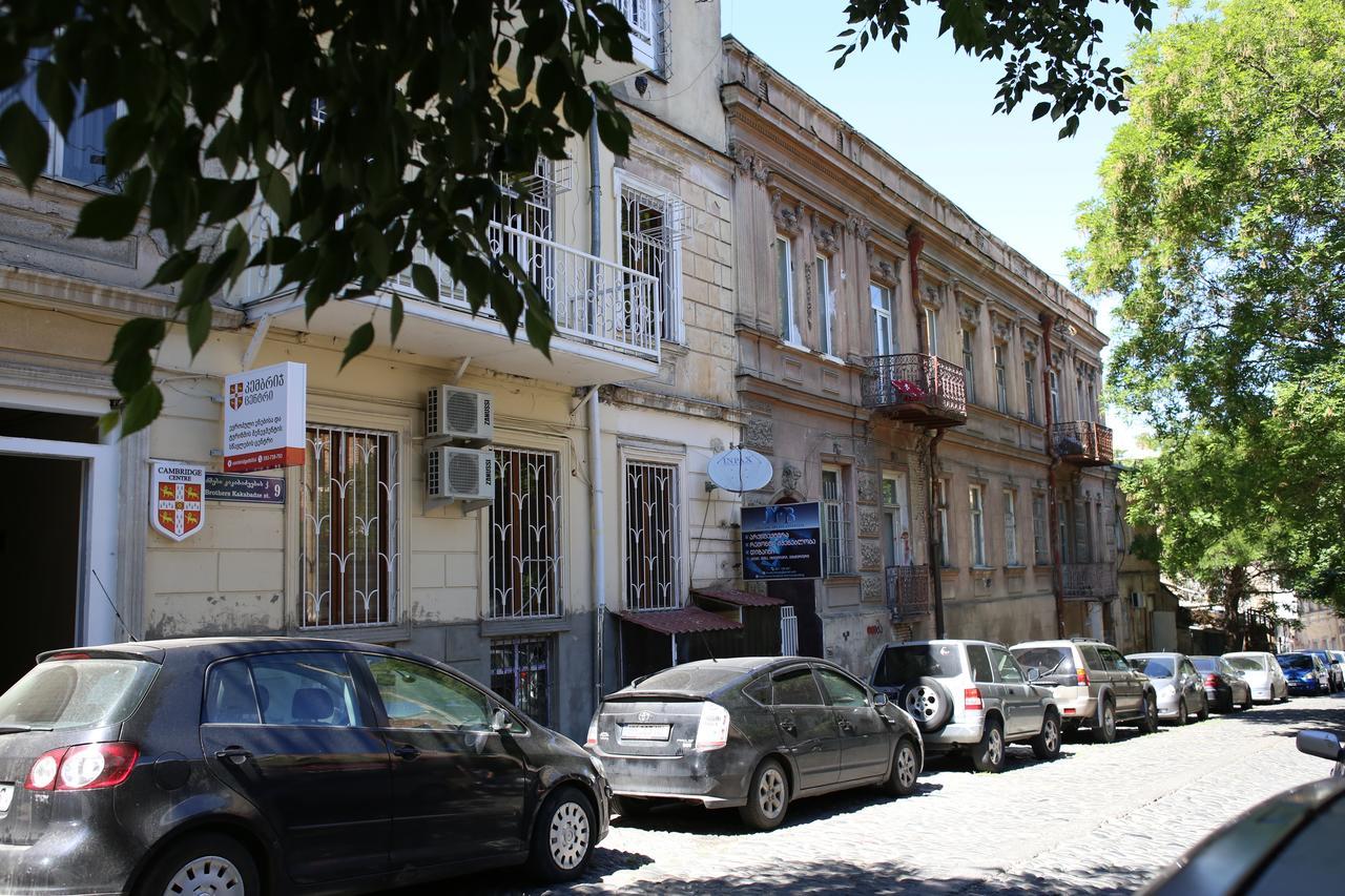 Guest House Kakabadzeebi 9 Tbilisi Exterior photo